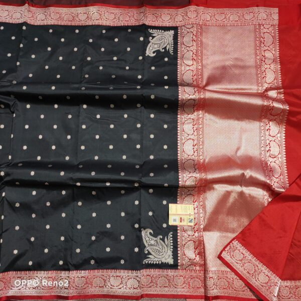 WhatsApp Image 2025-09-14 at 01.31.30 (4) Handwoven Black Crepe Saree with Kashmiri Tilla Work