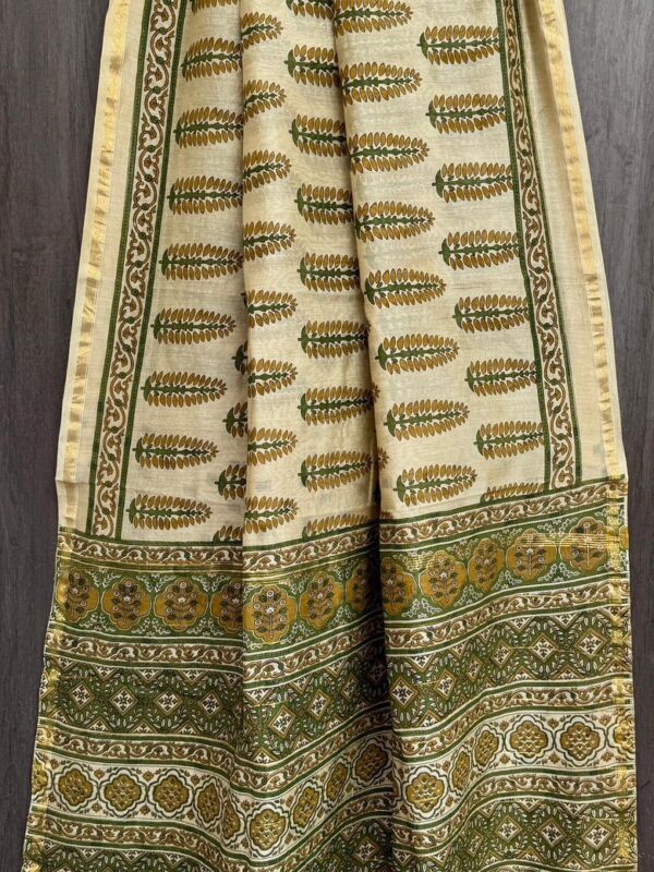 WhatsApp Image 2025-09-17 at 18.57.02_b51807ab Grassy Maheshwari Silk Saree