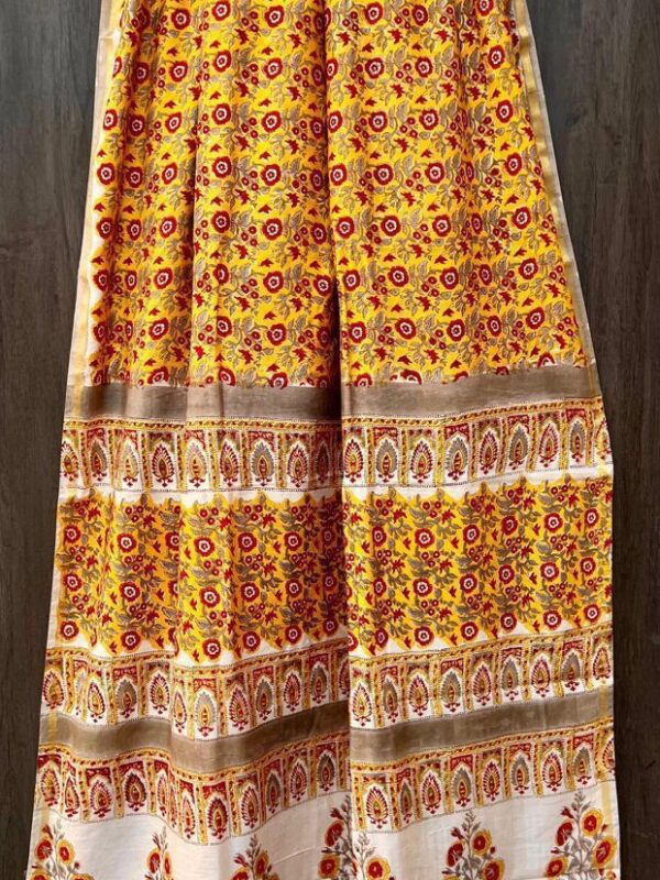 WhatsApp Image 2025-09-17 at 18.57.04_01df0a5d Yellow Red Maheshwari Silk Saree