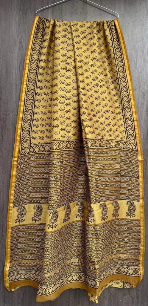 Yellow Biege Maheshwari Silk Saree