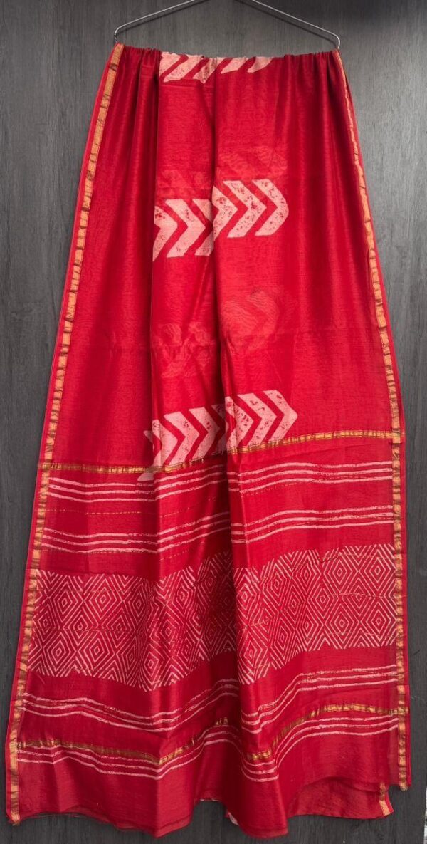 WhatsApp Image 2025-09-17 at 18.57.09_4e71b36c Dark Red Maheshwari Silk Saree – Natural Ajrakh Hand Block Print